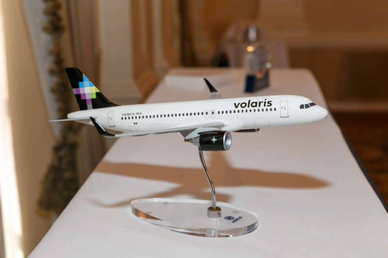 Volaris aircraft livery